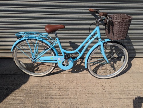 Vintage style girls basket - style,