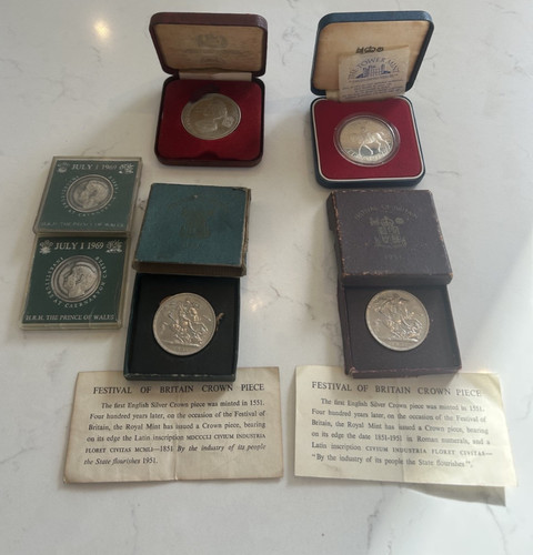 Cased coins medals 1951 - medals,