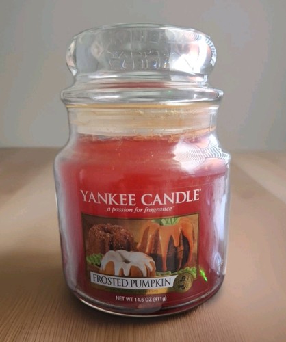 Yankee candle retired frosted - candle,