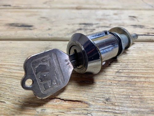 Vauxhall victor boot lock - vauxhall,