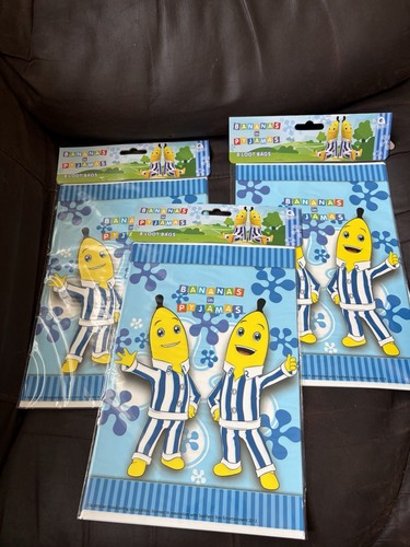 Three bananas pyjamas - in, b1