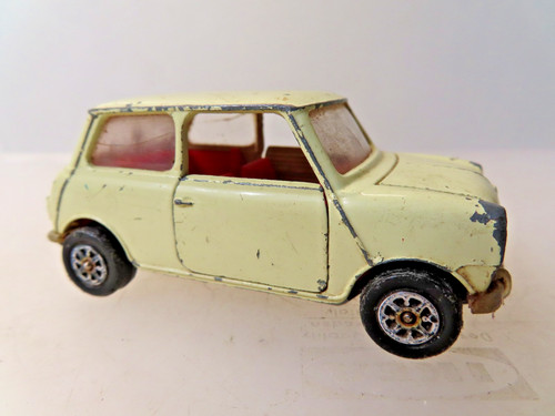 Corgi toys british leyland - corgi,