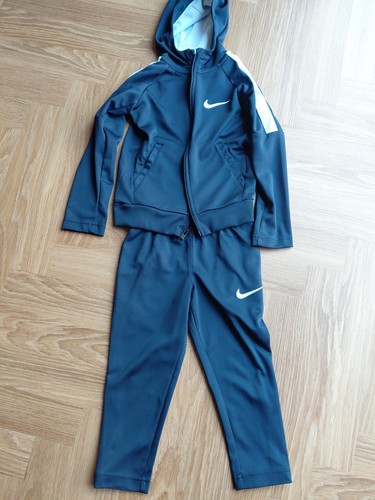 Boys nike tracksuit age 4 - tracksuit,