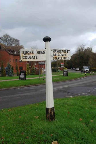 Photo 6x4 old direction sign - 6x4,