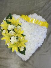 YELLOW & WHITE ARTIFICIAL SILK FUNERAL HEART TRIBUTE WREATH MEMORIAL FLOWERS MUM