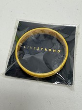 NEW NIKE LIVESTRONG CANCER