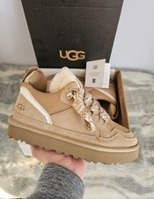 UGG Lowmel Women's Sand