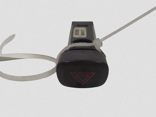 Volvo xc90 hazard button - xc90,