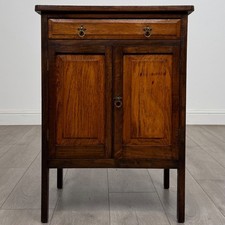 Antique 20th Century Good Quality Small Oak Cupboard ( REF AF-4711 )