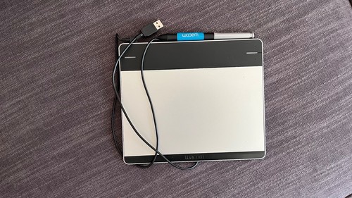 Wacom intuos pen - pen, small