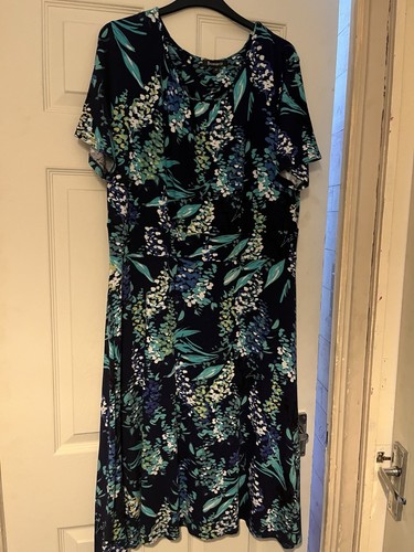 Ladies size dress - 20,