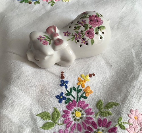 Vintage avon ceramic - vintage,