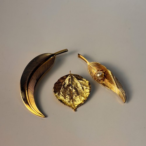 Vintage leaf brooch set - vintage,