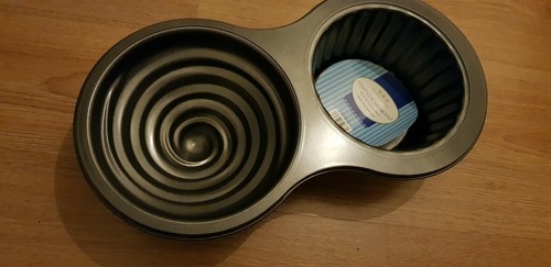 Giant cupcake mould tin - mould,