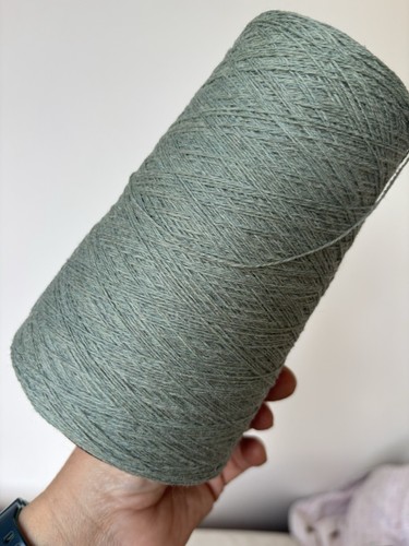 Merino lambswool cone - 2, ply