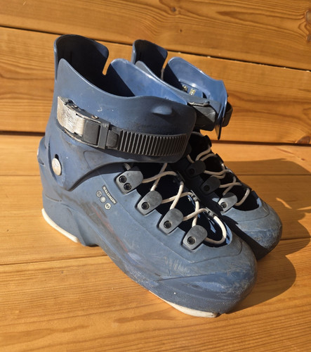 Salomon blue st8 shell - st8, size