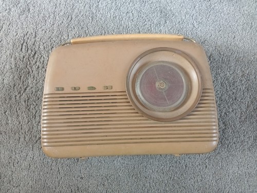 Vintage bush tr82b radio - bush,