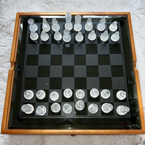 Vintage wooden box - , glass