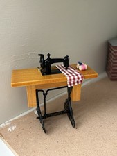 1:12 Scale Dolls House