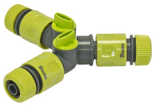 Snap way hose splitter - on, 3