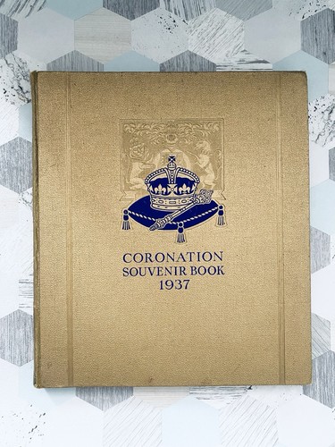 Coronation souvenir hardback - souvenir,