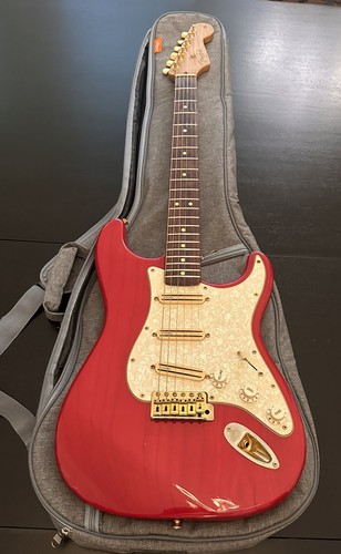 2001 fender stratocaster red - 2001,
