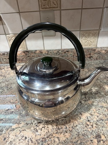 Large metal tea pot - large,