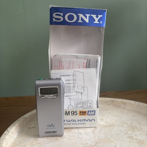 Sony srf m95 radio boxed - m95,