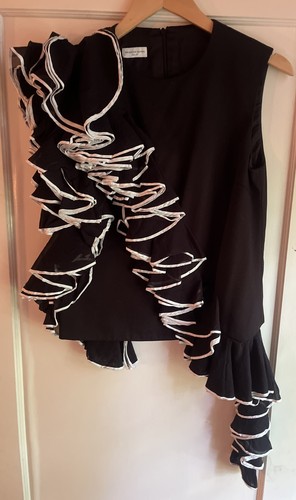 Dries van noten - noten, cropped