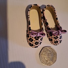 Ladies Shoes Cake Topper