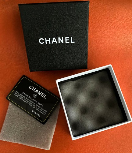 Chanel empty box with card - box, or