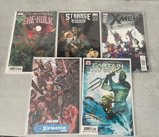 Marvel Comics Bundle. She