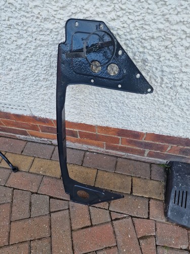 Mgb 1969 radiator surround - mgb,