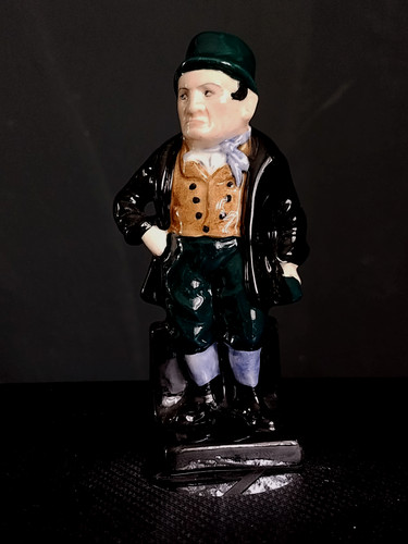 Royal doulton figurine - royal,