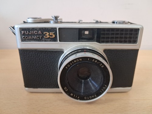 Fujica vintage compact 35mm - fujica,