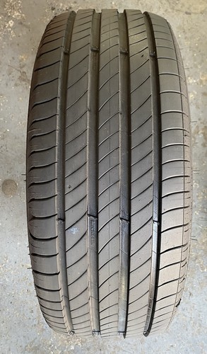 Tyre 205 17 - tyre, x