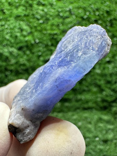 Lovely tanzanite crystal - lovely, with