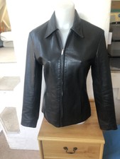 Ladies Wallace & Sacks Leather