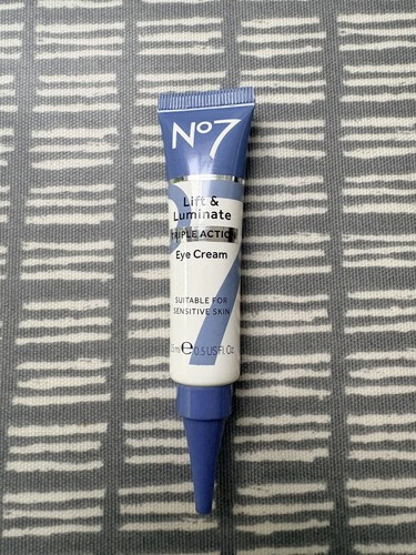 No7 lift luminate triple - lift,