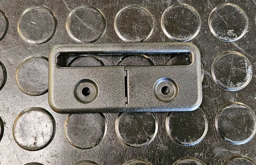 Mgf seatbelt guide trim - guide,