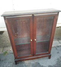 Stag minstrel glazed display