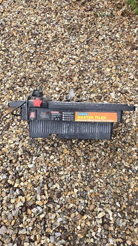 Plasplugs 240v tile - plasplugs, cutter