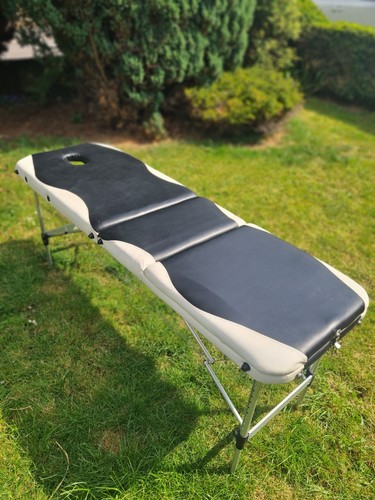 Portable folding massage table - folding,