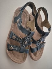 WOMENS CLARKS STRAPPY SANDALS