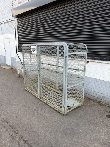 Gas bottel storage cage - storage,