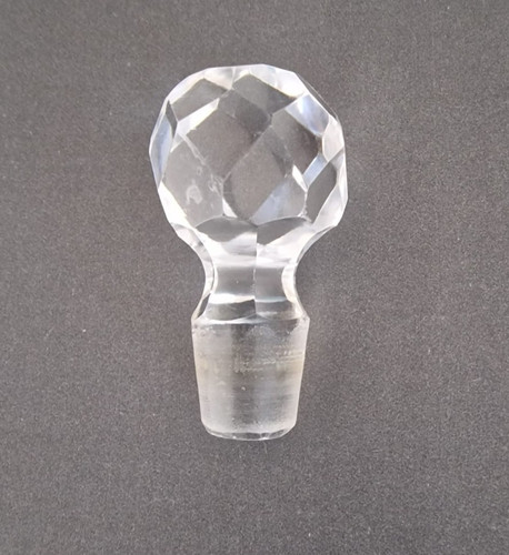 Vintage clear glass decanter - clear,