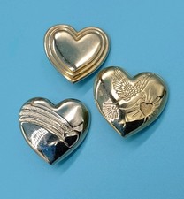 VARIETY CLUB GOLD HEART PIN