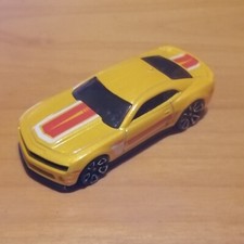 Hot Wheels Yellow Camaro X1622 2012 1:64 Scale Diecast Car