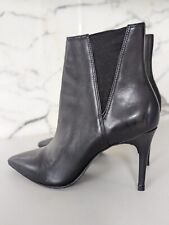 Stylish Feminine Ted Baker UK 5 / EU 38  Maaryal Leather Stiletto Ankle Boots 