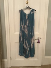 nomads sleeveless dress size